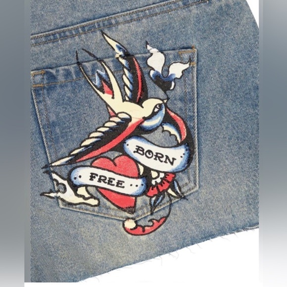 Ed Hardy blue jeans light tint SWALLOW DENIM SHORTS size 28 new - Picture 5 of 7